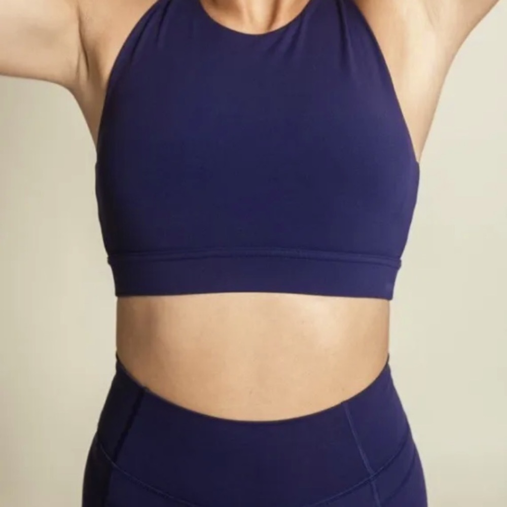 P’Tula Maddie high neck Navy Blue sports bra sz medium